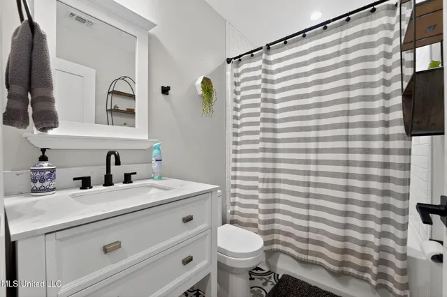 $215,000 | 2208 22nd Avenue, Gulfport, MS 39501