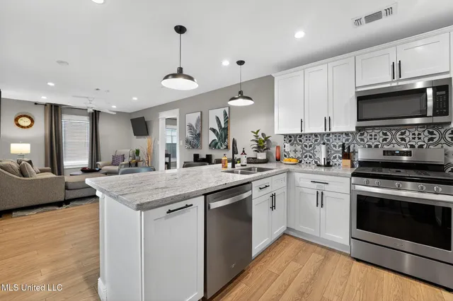 $215,000 | 2208 22nd Avenue, Gulfport, MS 39501