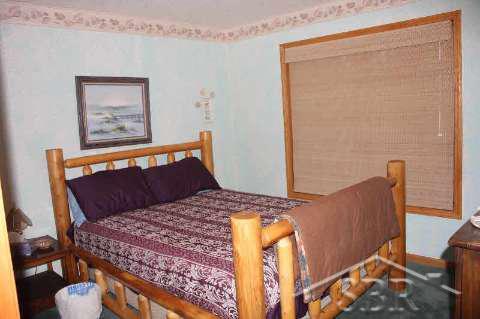 1415 Gabel Road Saginaw, MI 48601 - Photo 8 of 12 20384616-7.JPG