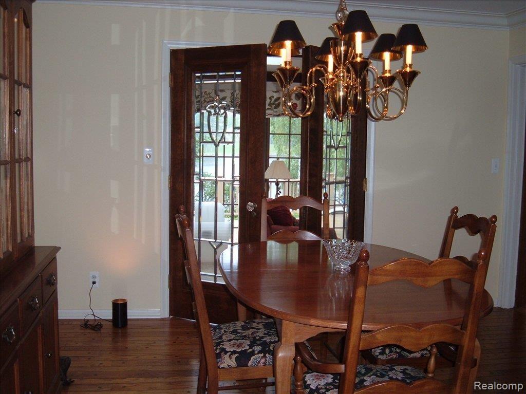 290 Cayuga Road Lake Orion, MI 48362 - Photo 22 of 24 Formal Dining Leaded Glass Doors