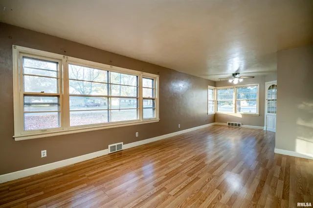 $129,900 | 1426 North 4th Street, Chillicothe, IL 61523