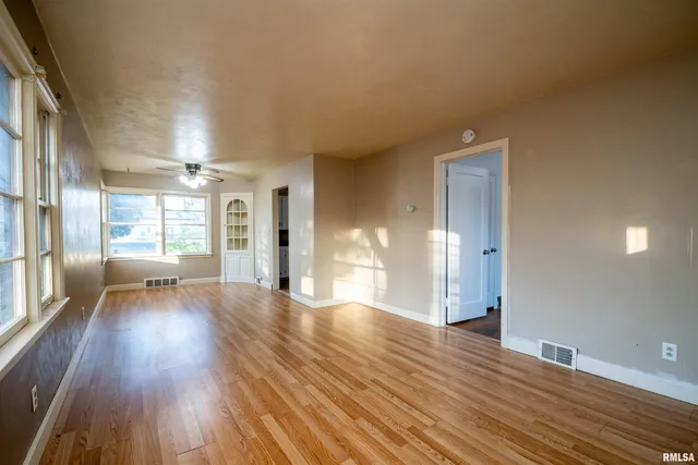 $129,900 | 1426 North 4th Street, Chillicothe, IL 61523