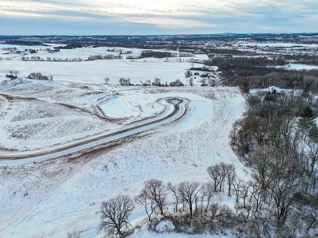 $350,000 | Lot 14 Frostwood Valley Condominium Association, Verona, WI 53593