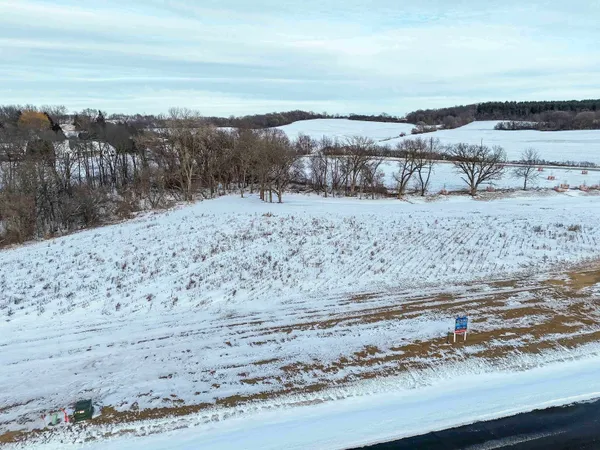 $350,000 | Lot 14 Frostwood Valley Condominium Association, Verona, WI 53593
