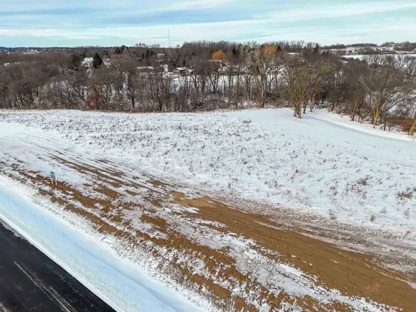 $350,000 | Lot 14 Frostwood Valley Condominium Association, Verona, WI 53593