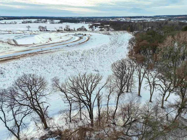 $350,000 | Lot 14 Frostwood Valley Condominium Association, Verona, WI 53593