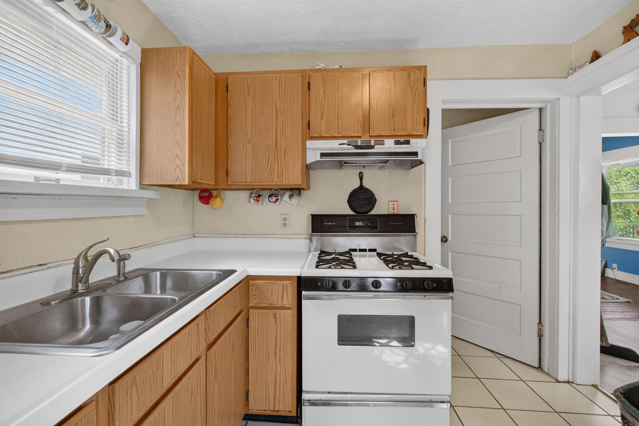 305 Watts Street Jackson, MI 49203 - Photo 15 of 35 305 Watts Street, Jackson, MI 49203