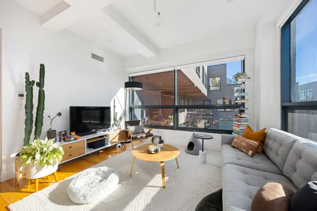 $6,500 | 850 Metropolitan Avenue, Unit 3I | East Williamsburg