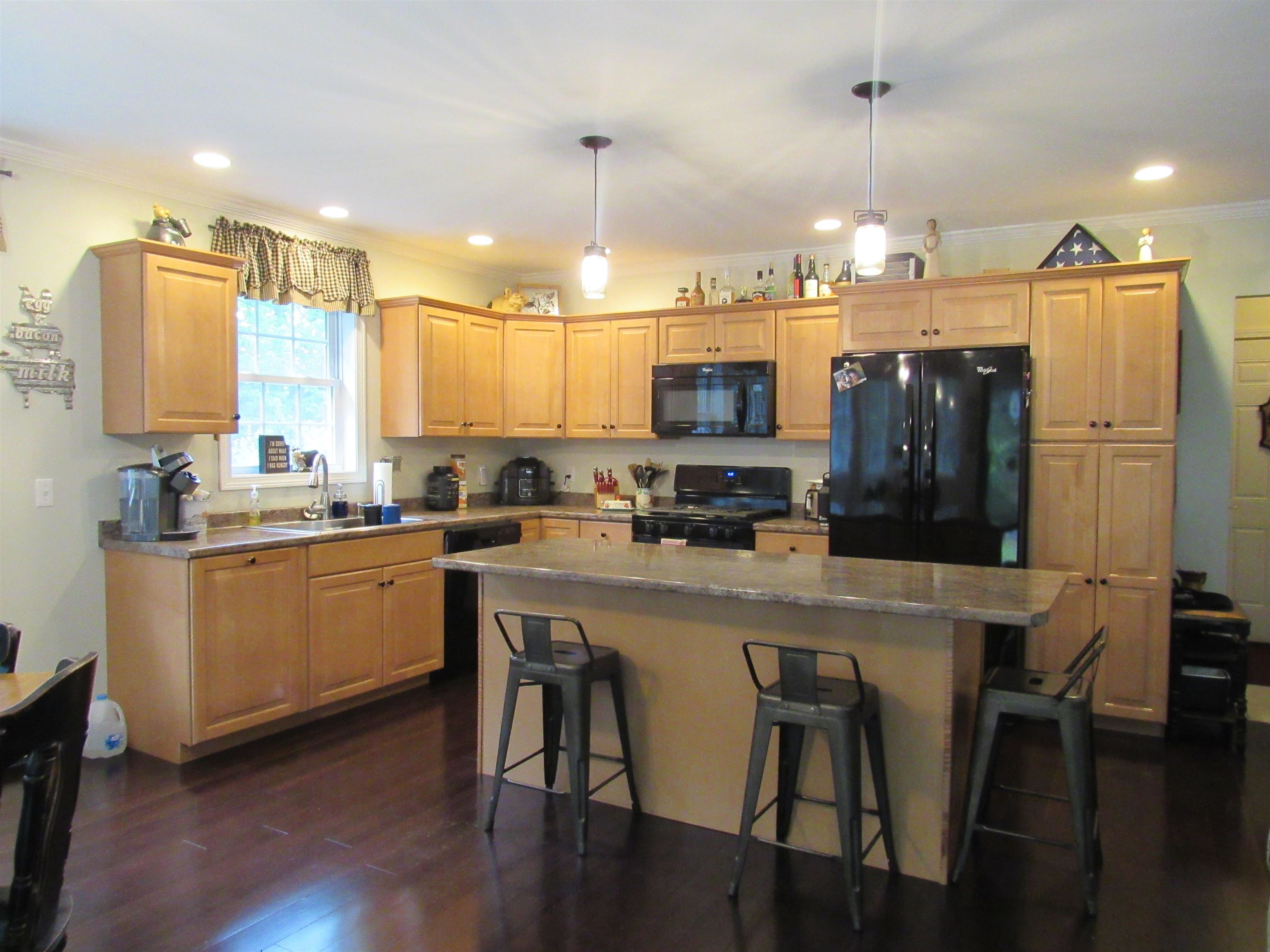 16 Fieldstone Road Gorham, NH 03581 - Photo 2 of 31