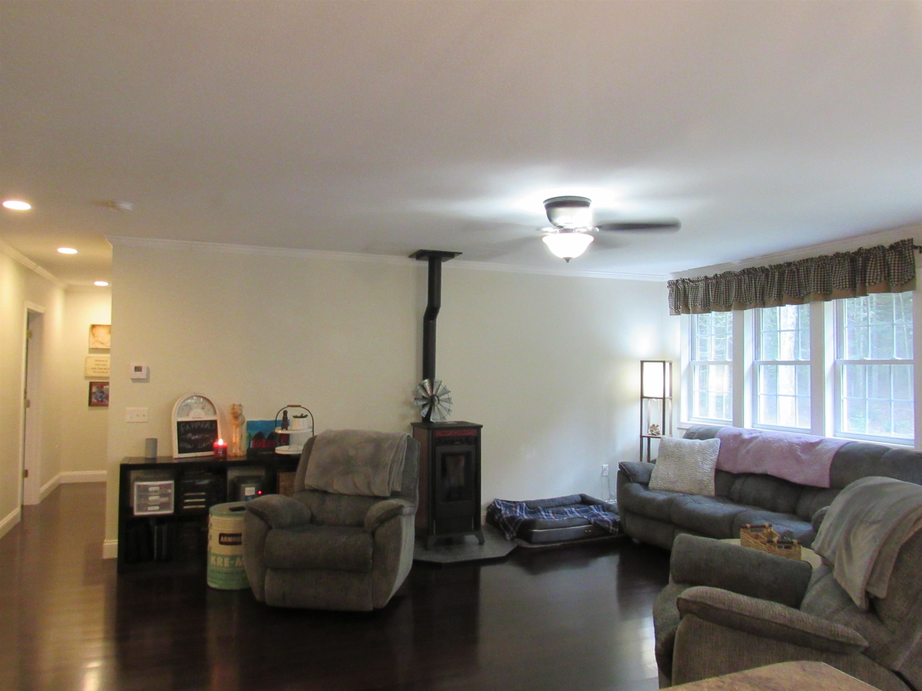16 Fieldstone Road Gorham, NH 03581 - Photo 9 of 31