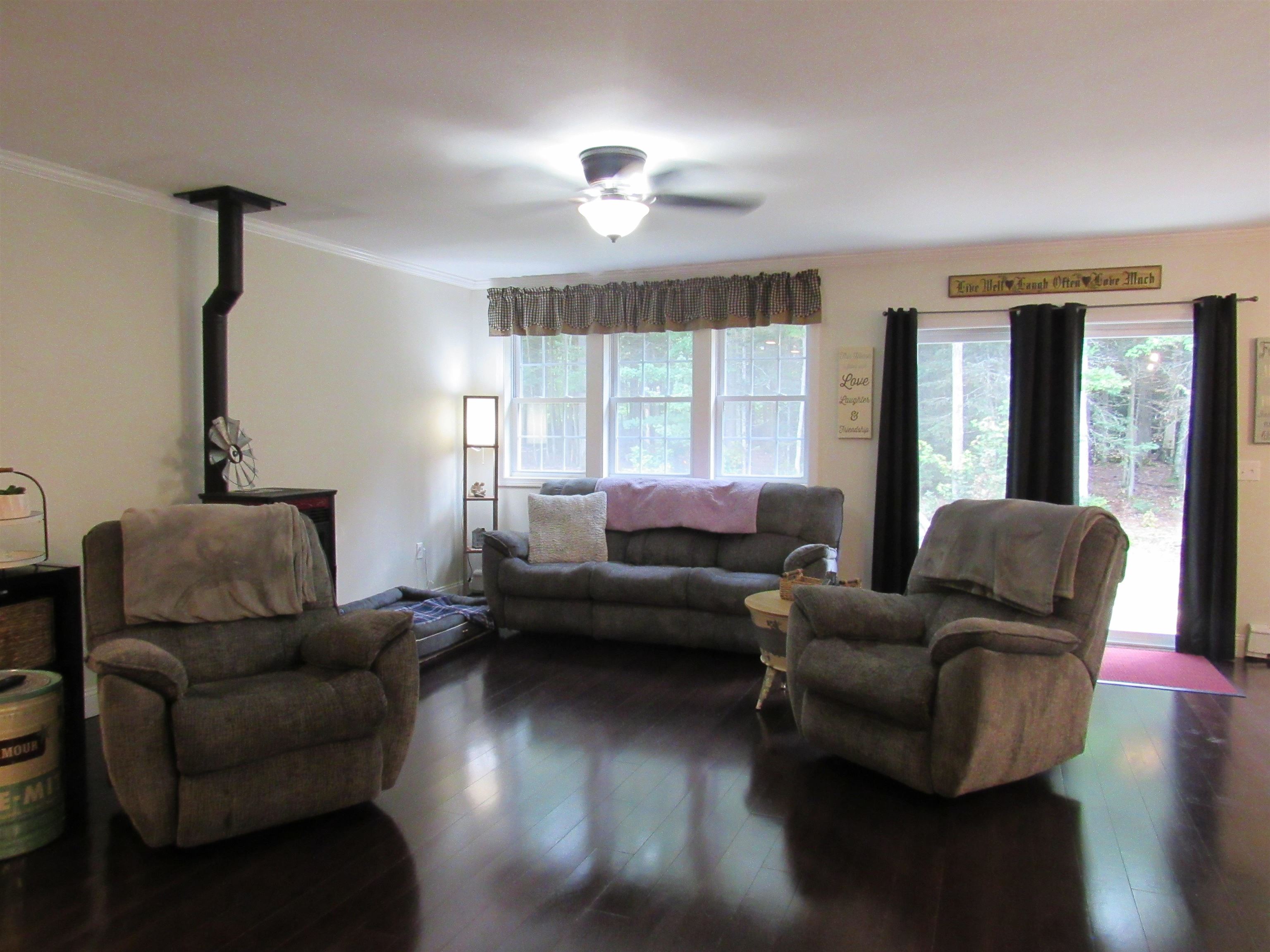 16 Fieldstone Road Gorham, NH 03581 - Photo 10 of 31