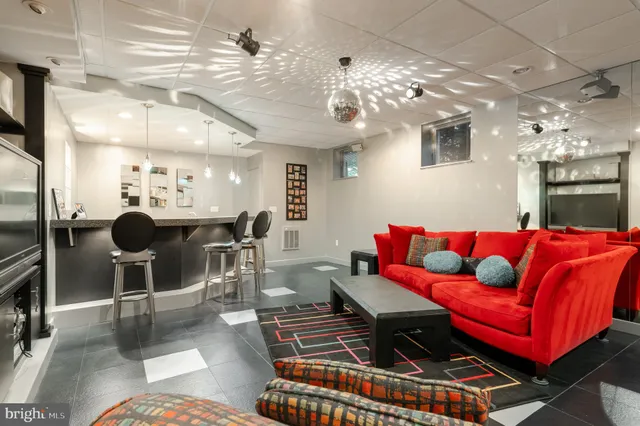 $594,500 | 5785 Catherine Street, Harrisburg, PA 17112