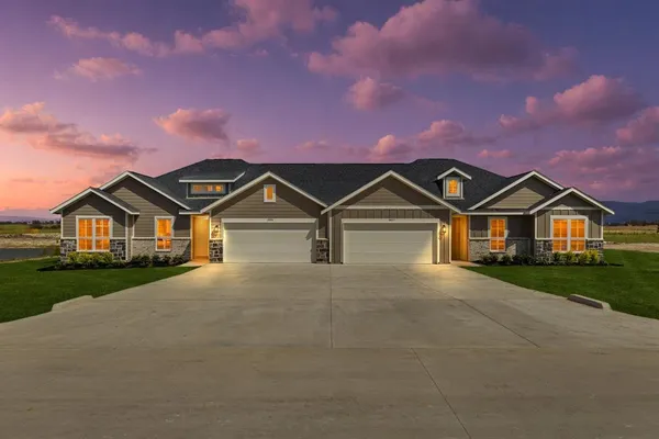 $699,000 | 6600-6602 Florence Drive, Midlothian, TX 76065