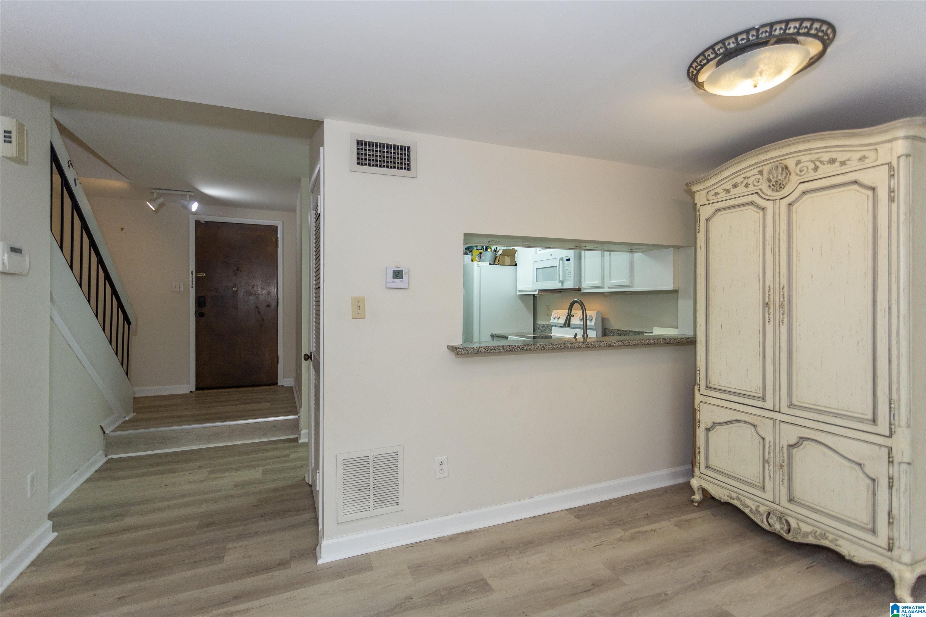3825 Windhover, Unit 3825 Birmingham, AL 35216 - Photo 16 of 32