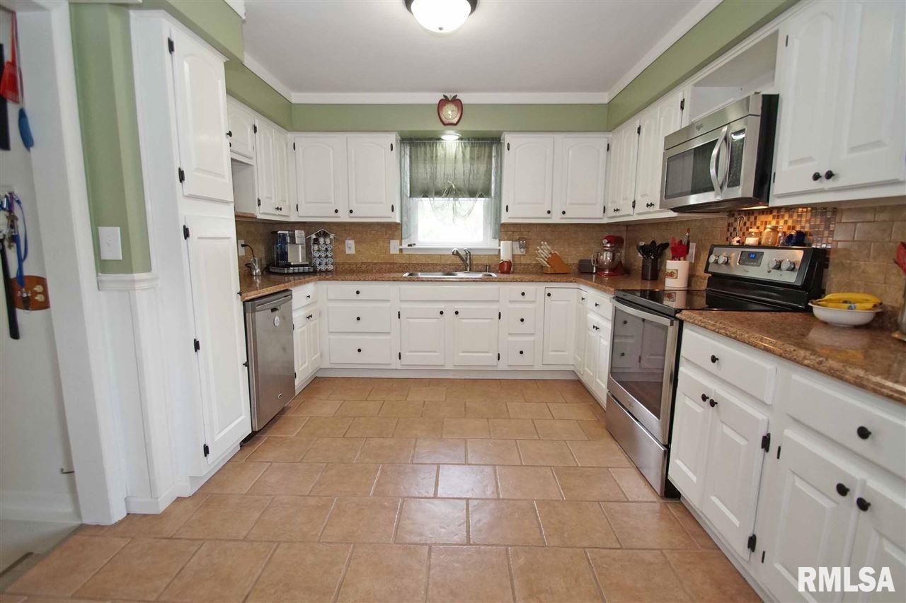 1016 McMullen Road Bartonville, IL 61607 - Photo 10 of 24 Gallery Image 10