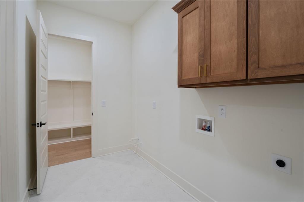 8425 Beryl Overlook Gainesville, GA 30506 - Photo 30 of 53