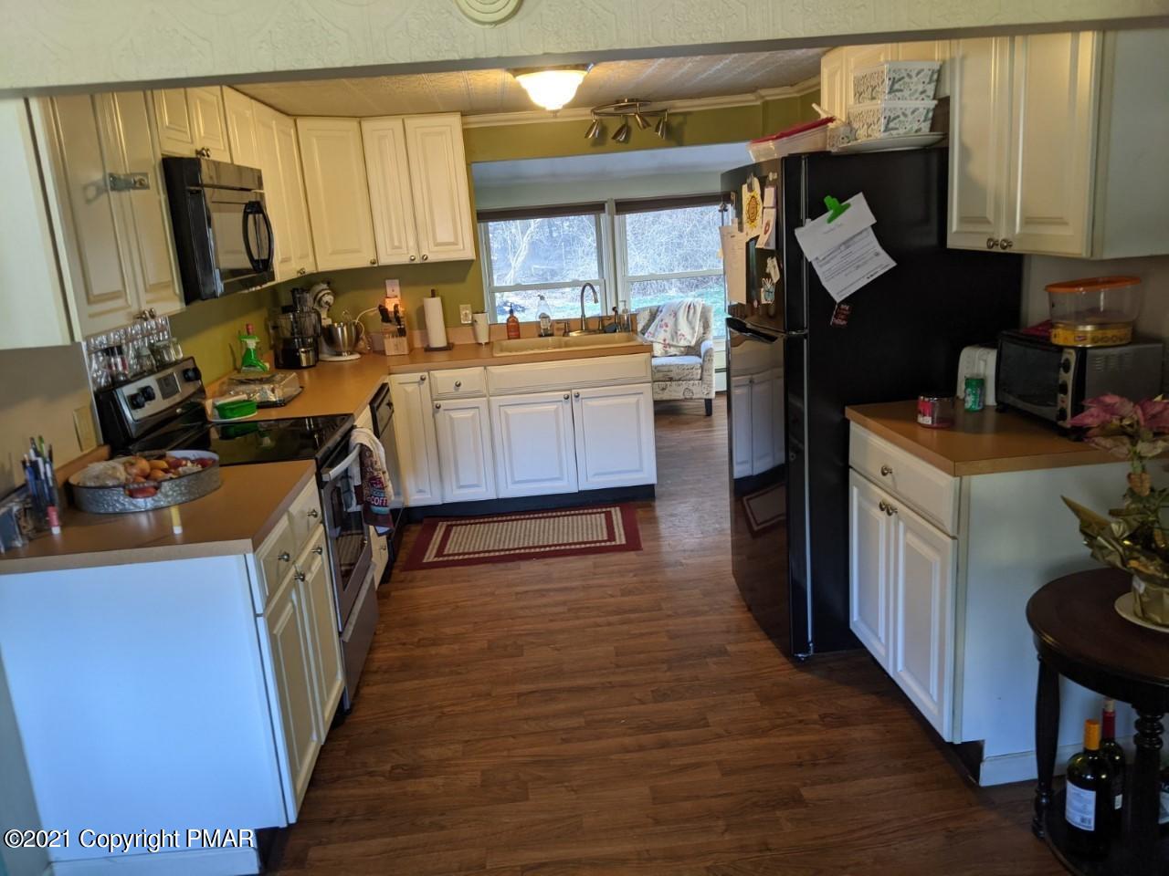 775 Silver Spring Boulevard Kunkletown, PA 18058 - Photo 7 of 15 kitchen