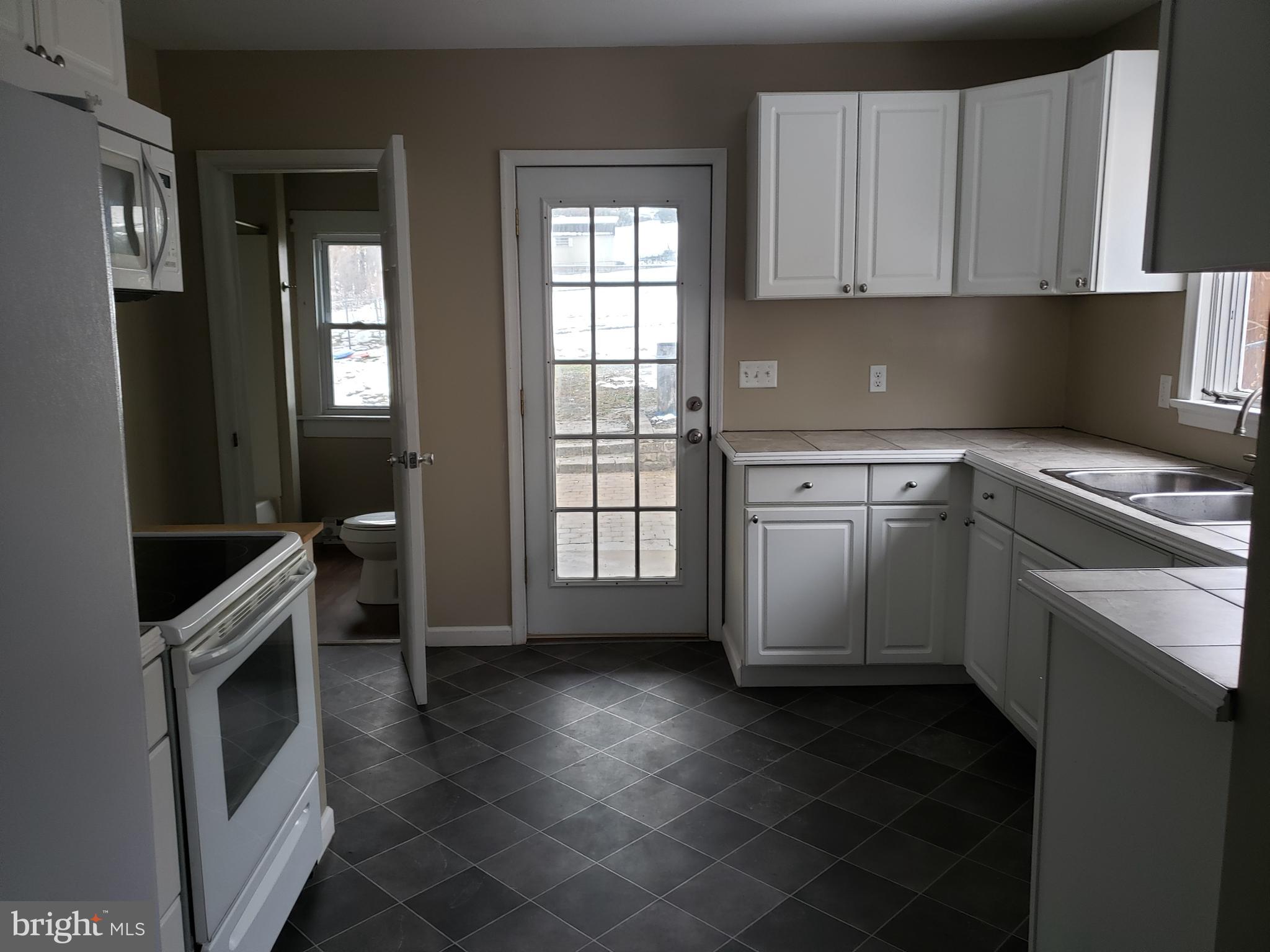 12807 Winchester Road Southwest Cumberland, MD 21502 - Photo 2 of 13 Gallery Image 2