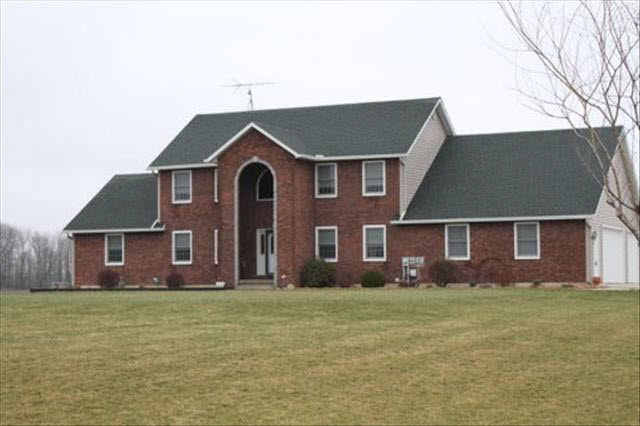 9392 Grafton Road Carleton, MI 48117 - Photo 1 of 19 FRONT