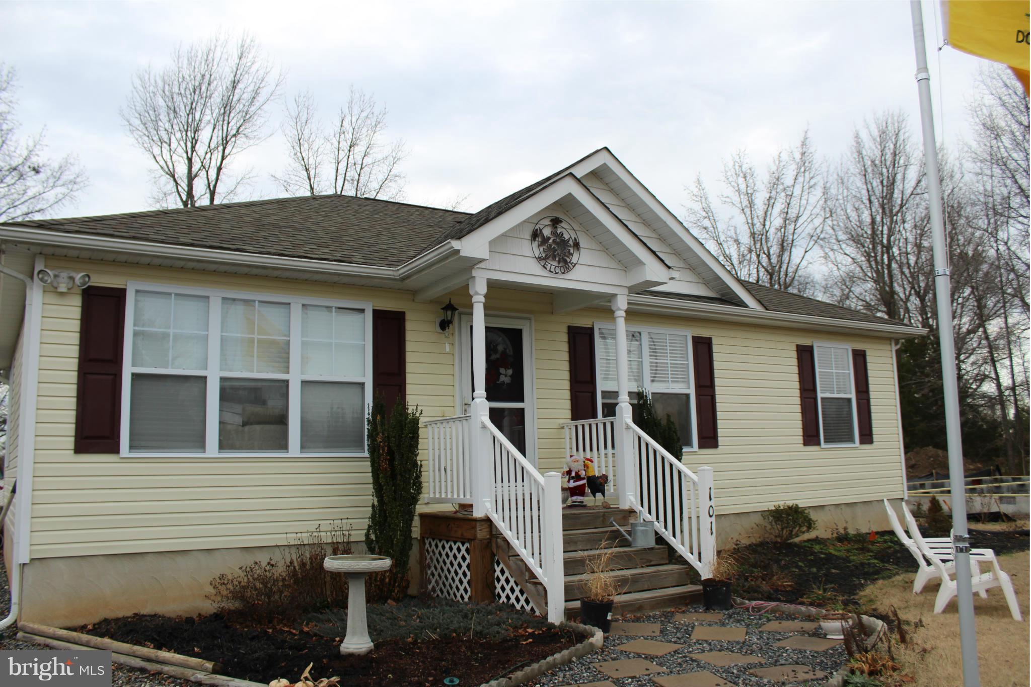 101 Randall Road Colonial Beach, VA 22443 - Photo 1 of 27 Exterior (Front)