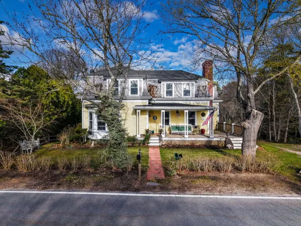 $1,795,000 | 1331 Main Street, Cotuit, MA 02635