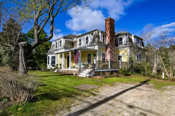 $1,795,000 | 1331 Main Street, Cotuit, MA 02635
