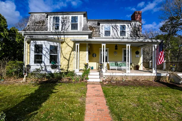 $1,795,000 | 1331 Main Street, Cotuit, MA 02635