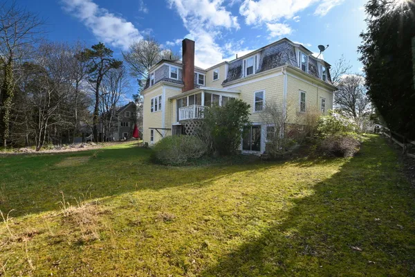 $1,795,000 | 1331 Main Street, Cotuit, MA 02635