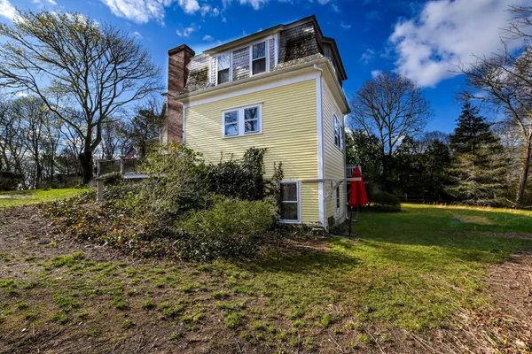 $1,795,000 | 1331 Main Street, Cotuit, MA 02635