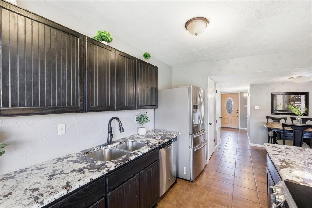 5313 Rice Drive The Colony, TX 75056 - Photo 15 of 40