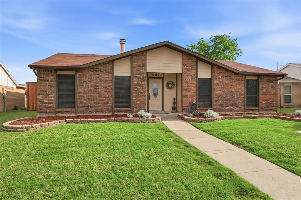 5313 Rice Drive The Colony, TX 75056 - Photo 3 of 40