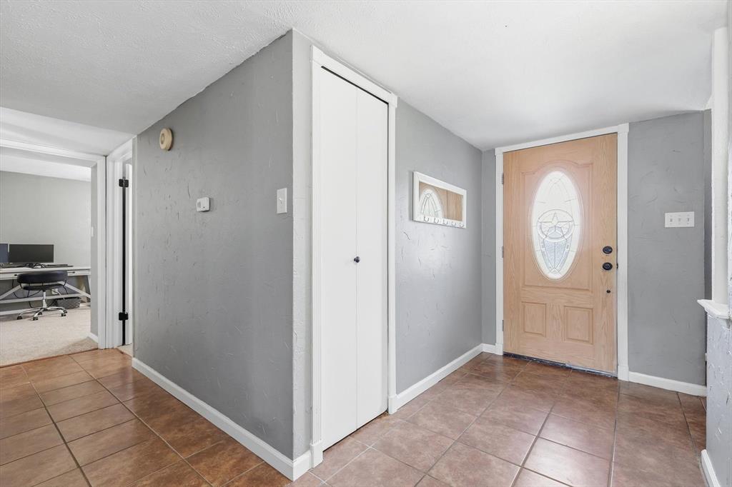 5313 Rice Drive The Colony, TX 75056 - Photo 4 of 40