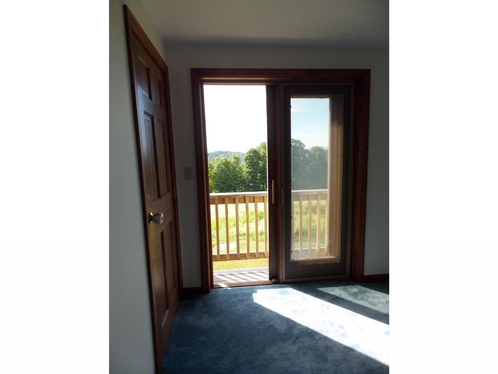 2736 Old County Road Waterford, VT 05819 - Photo 17 of 33