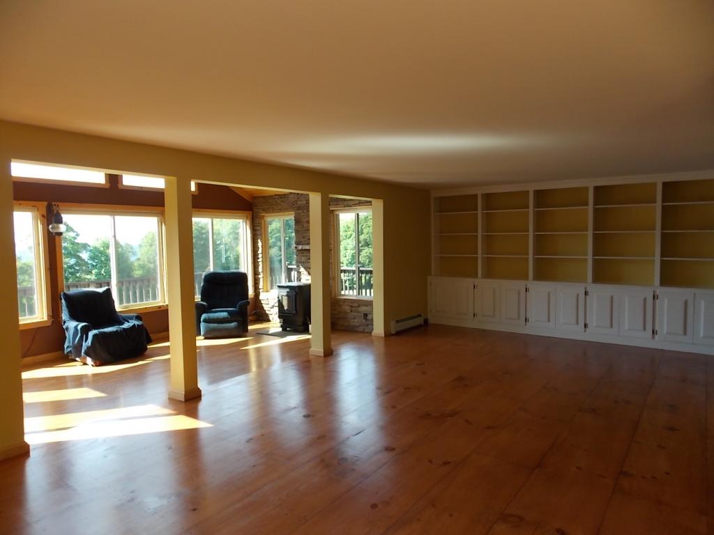 2736 Old County Road Waterford, VT 05819 - Photo 10 of 33