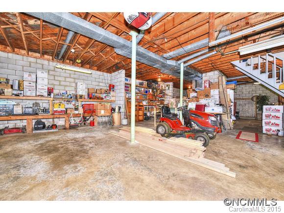 4363 Pigeon Road Waynesville, NC 28786 - Photo 15 of 23 Gallery Image 15