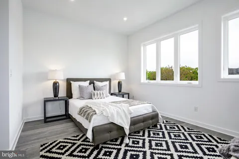 $3,400 | 1730 Montello Avenue Northeast, Washington, DC 20002