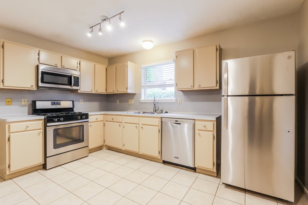 28807 Binefield Street Spring, TX 77386 - Photo 7 of 16