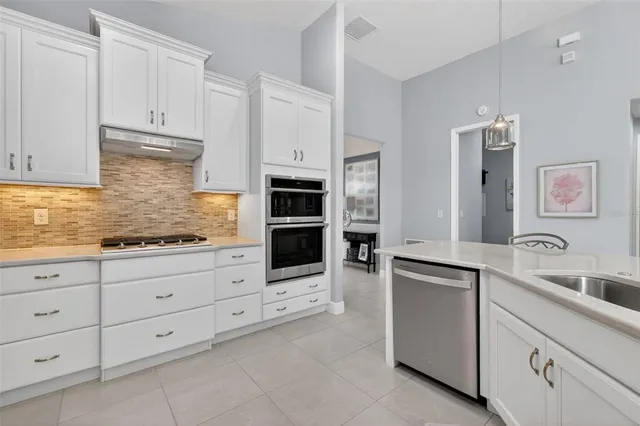 $525,000 | 8460 Bridgeport Bay Circle, Mount Dora, FL 32757