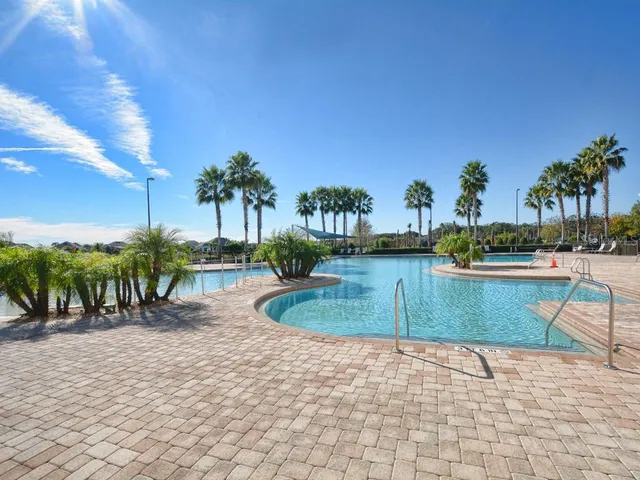 $525,000 | 8460 Bridgeport Bay Circle, Mount Dora, FL 32757