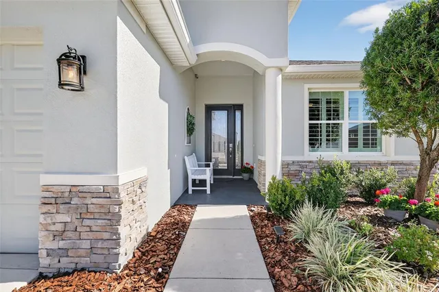 $525,000 | 8460 Bridgeport Bay Circle, Mount Dora, FL 32757