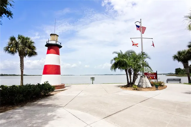 $525,000 | 8460 Bridgeport Bay Circle, Mount Dora, FL 32757