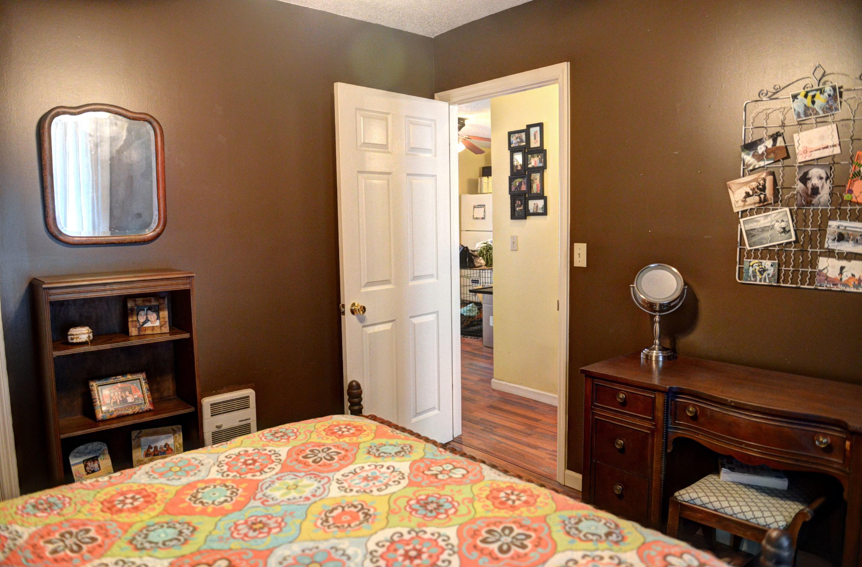 111 Williams Street Spring City, TN 37381 - Photo 12 of 17 15-111 Williams St Bedroom Two 3