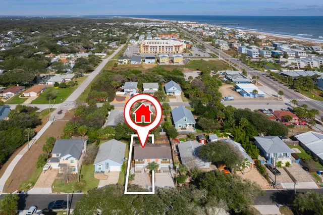 $2,400 | 112 2nd Street, Unit A, St. Augustine, FL 32080