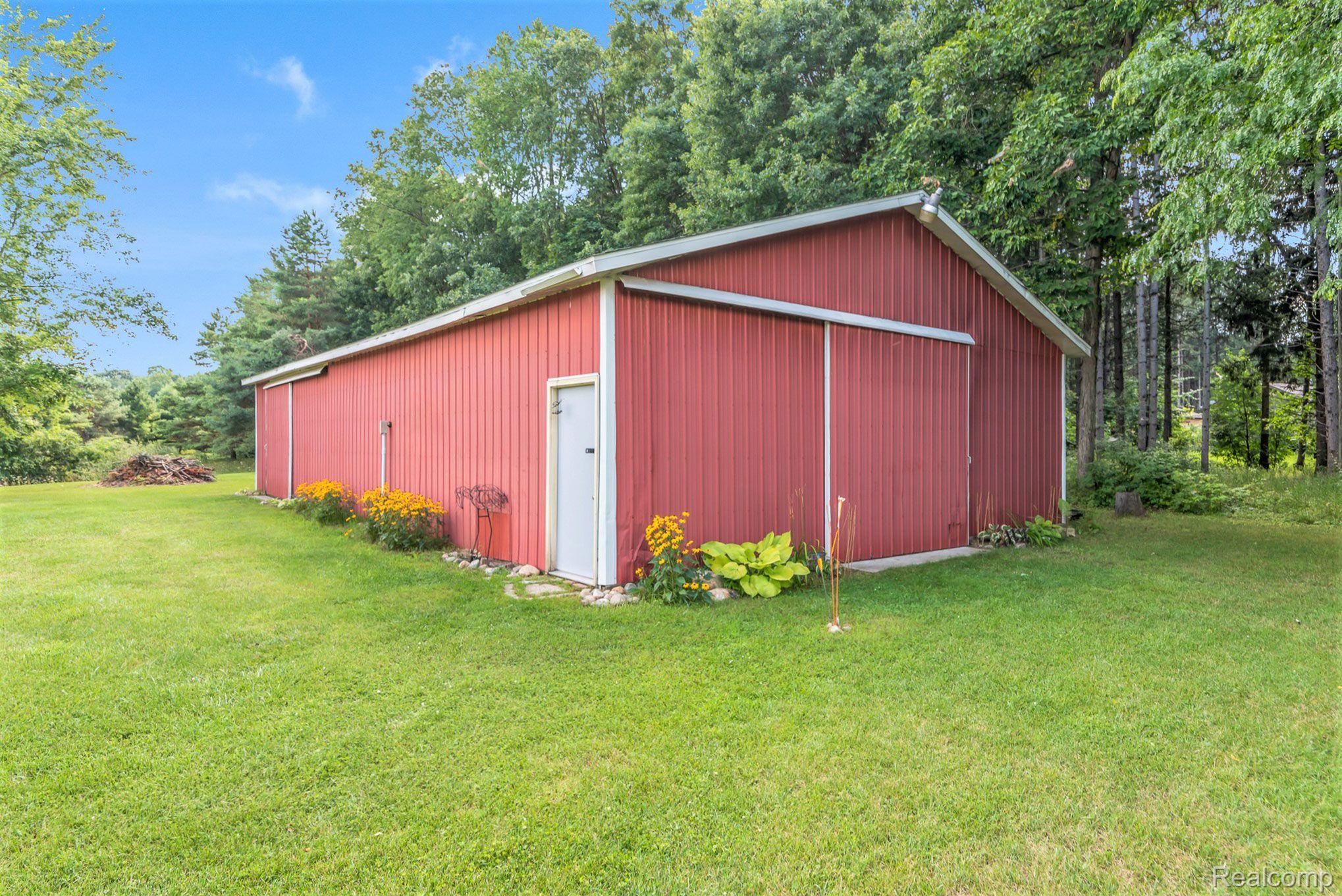 4601 Mt Morris Road Columbiaville, MI 48421 - Photo 17 of 29 Gallery Image 17