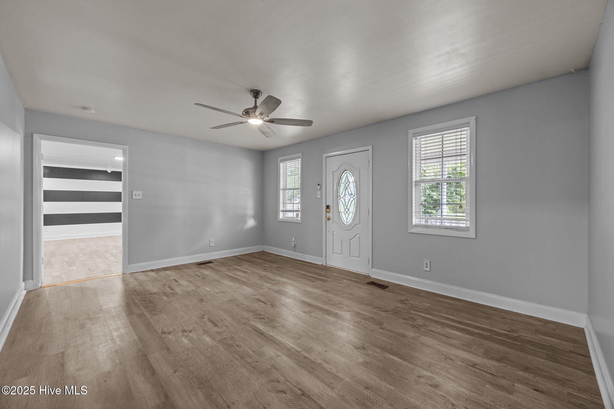 613 Maple Street Jacksonville, NC 28540 - Photo 11 of 52 28-web-or-mls-IMG_3251