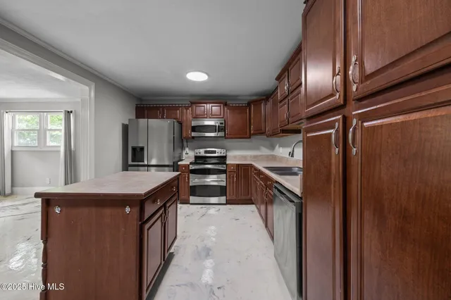 $244,900 | 613 Maple Street, Jacksonville, NC 28540