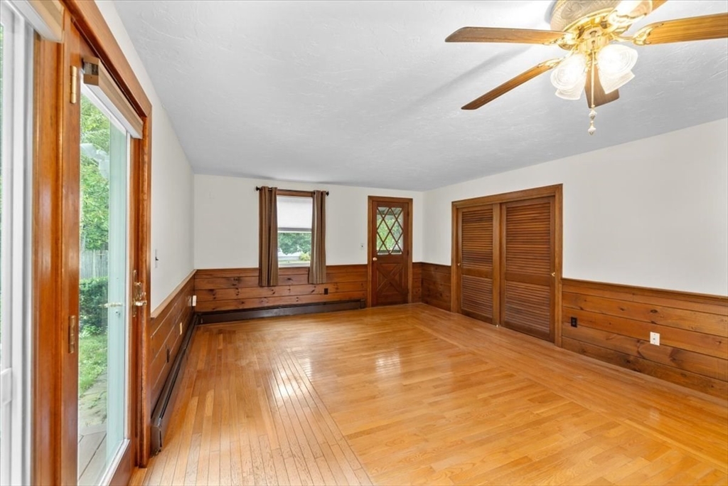2 Margaret Road Foxboro, MA 02035 - Photo 13 of 29