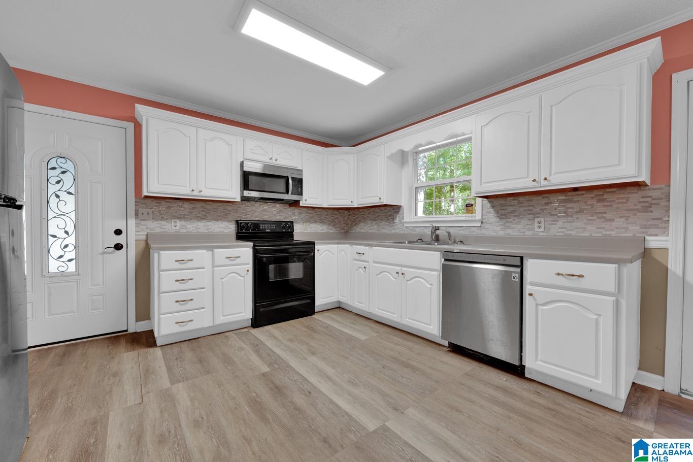 2187 Tommy Robinson Road Jasper, AL 35504 - Photo 6 of 32