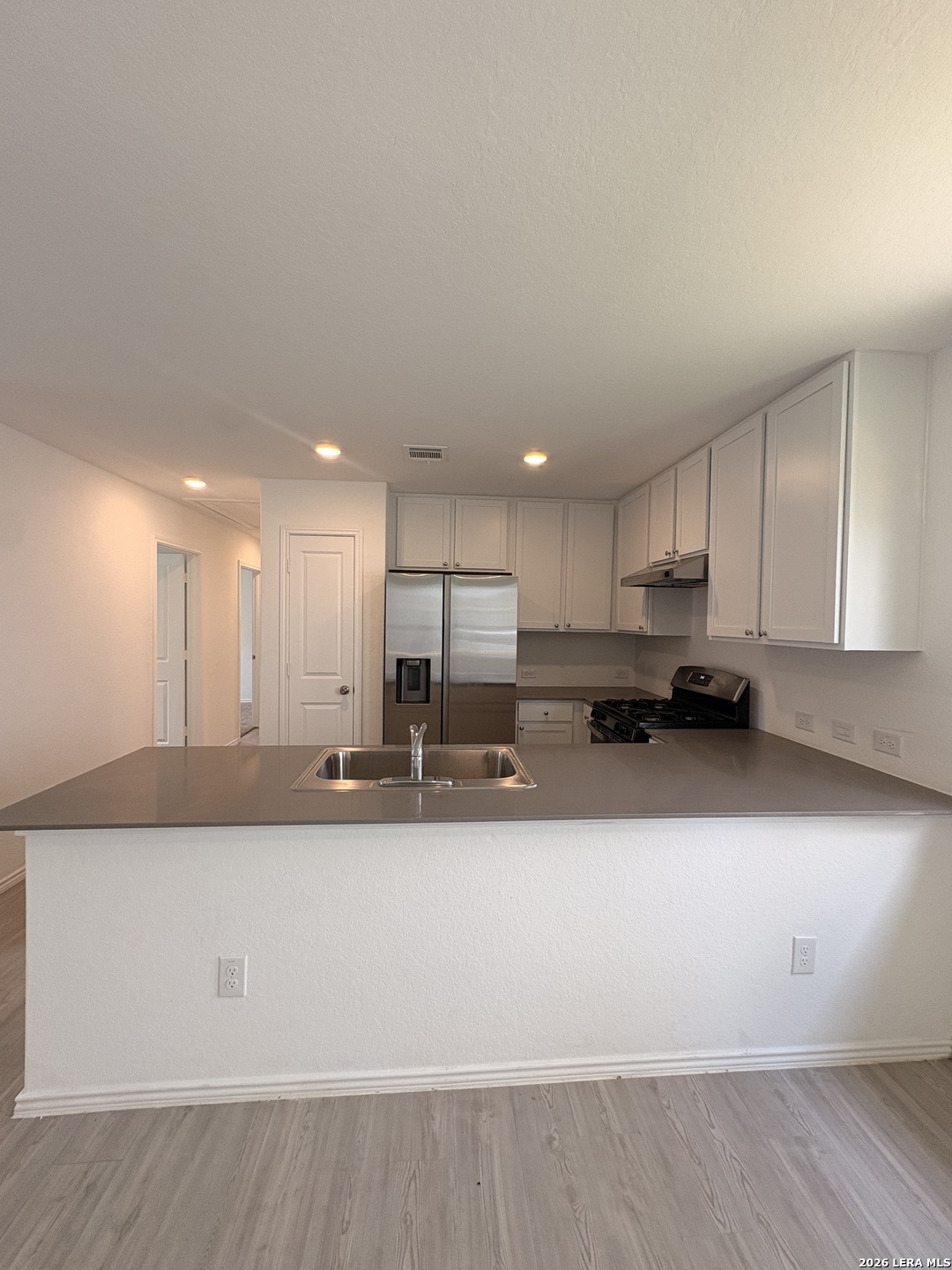 6933 Biotite Ridge Elmendorf, TX 78112 - Photo 5 of 15