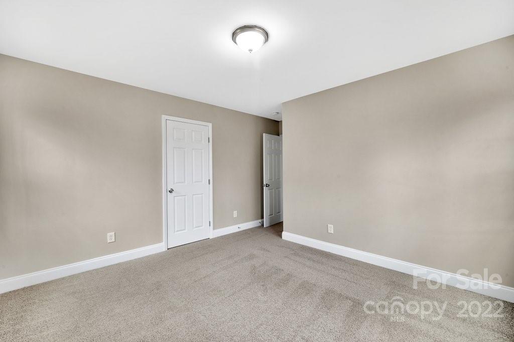 7133 Stoney Ridge Road Matthews, NC 28104 - Photo 16 of 22 Gallery Image 16
